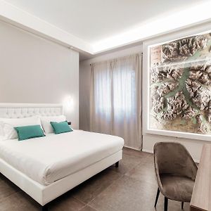 Deluxe Zimmer mit Kingsize-Bett